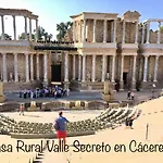 Valle Secreto Cerca De Cáceres, Mérida Y Trujillo