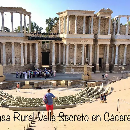 Valle Secreto Cerca De Caceres, Merida Y Trujillo