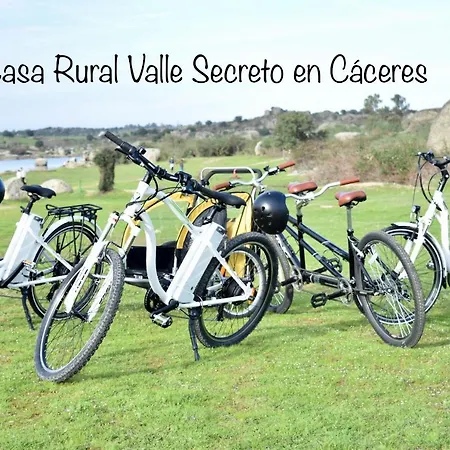 Valle Secreto Cerca De Caceres, Merida Y Trujillo Feriehus *
