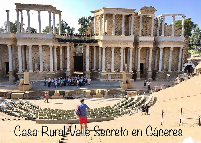 Valle Secreto Cerca De Caceres, Merida Y Trujillo